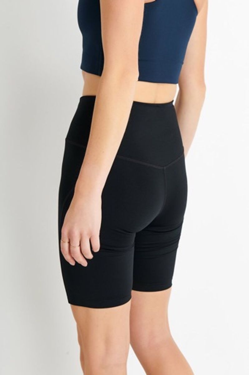 Girlfriend Collective_2